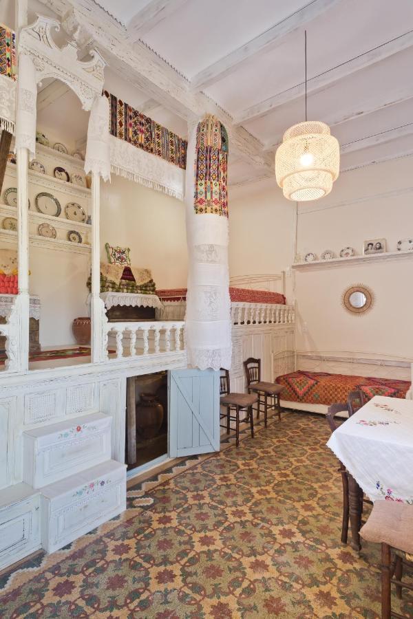 Traditional Karpathian House Menetaí 외부 사진